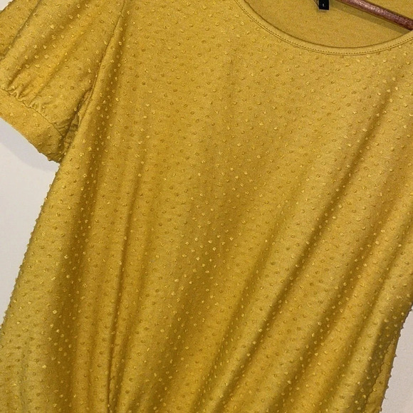 W5 women’s size Large top blouse shirt Mustard Swiss dot tie front - Picture 4 of 8